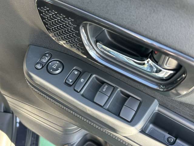 HONDA N BOX CUSTOM 2025 Image 31