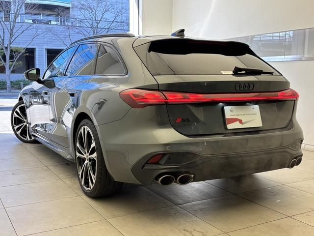 AUDI S5 AVANT 2025 Image 31