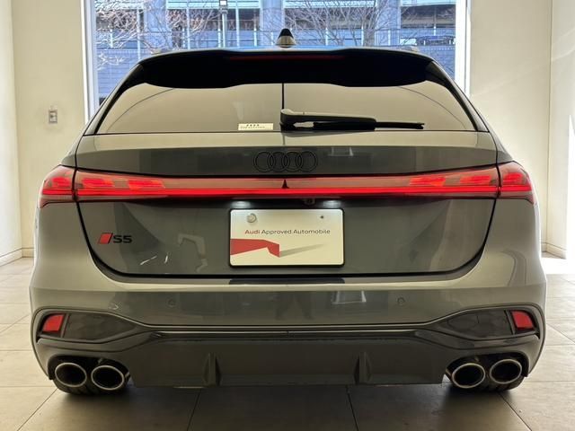 AUDI S5 AVANT 2025 Image 31