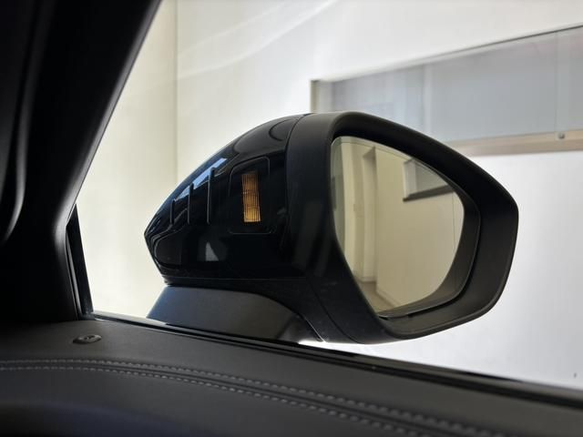 AUDI S5 AVANT 2025 Image 31