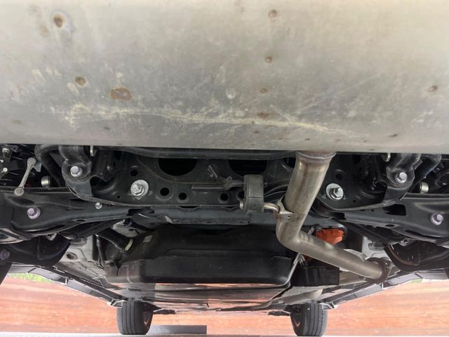 TOYOTA HARRIER HYBRID 2022 Image 31