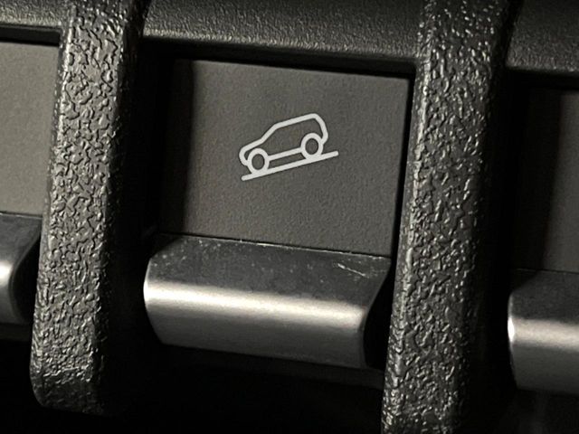 SUZUKI JIMNY NOMADE 2025 Image 31