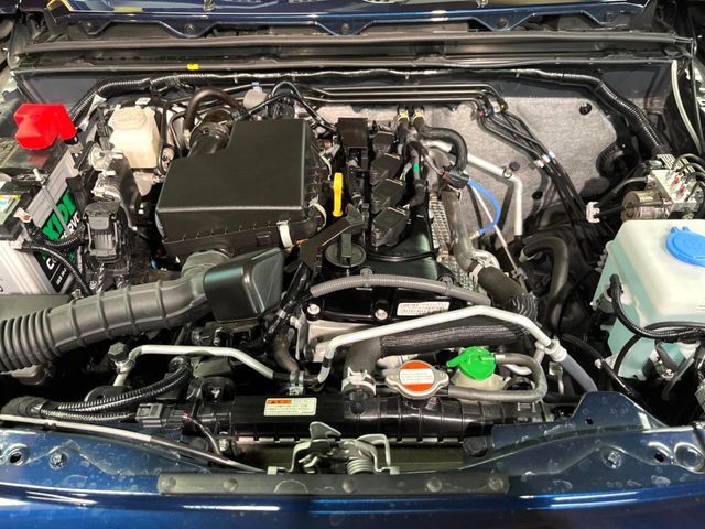 SUZUKI JIMNY NOMADE 2025 Image 31