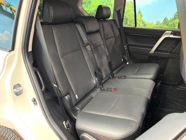 TOYOTA LANDCRUISER PRADO 2023 Image 31