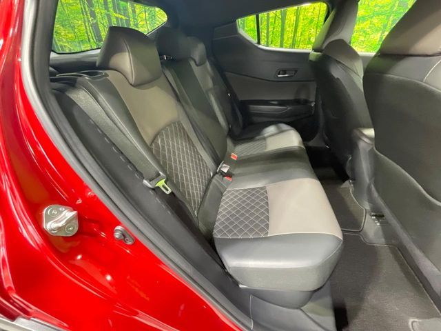 TOYOTA C-HR 2020 Image 31