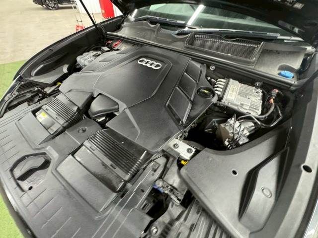 AUDI Q8 2021 Image 31