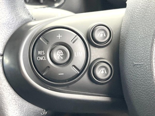 BMW MINI COOPER SD C 2019 Image 31