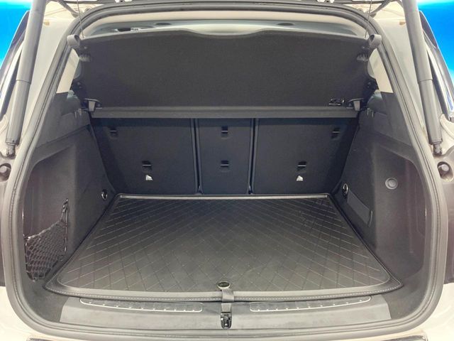 BMW MINI COOPER SD C 2019 Image 31