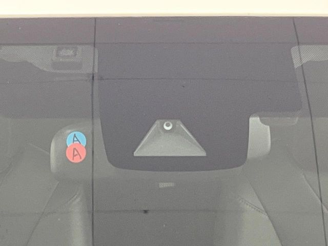 TOYOTA PRIUS 2019 Image 31