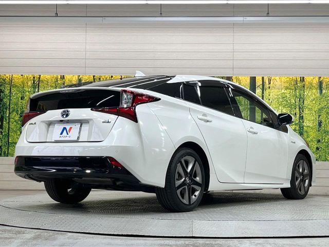 TOYOTA PRIUS 2019 Image 31