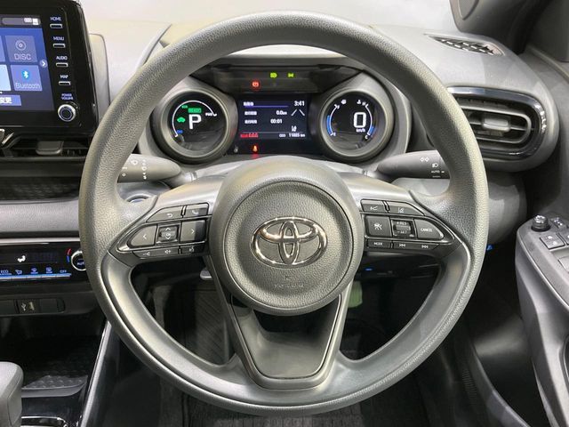 TOYOTA YARIS HYBRID 2023 Image 31