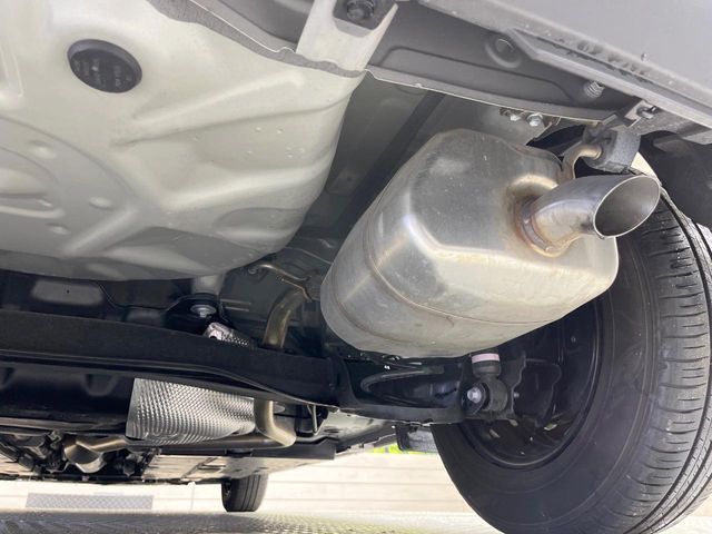 TOYOTA YARIS HYBRID 2023 Image 31