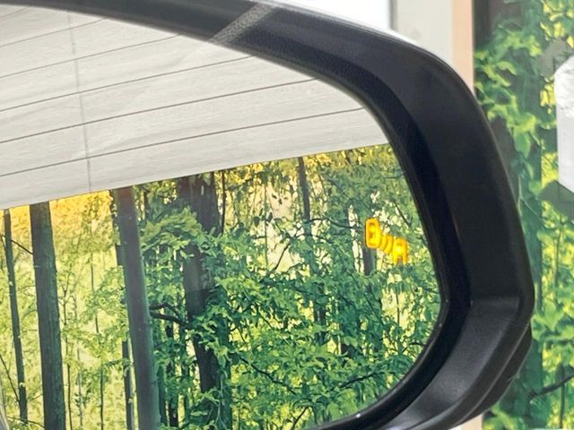 TOYOTA VOXY HYBRID 2023 Image 31