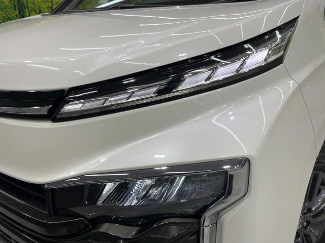 TOYOTA VOXY HYBRID 2023 Image 31