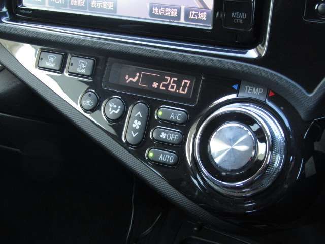 TOYOTA AQUA 2014 Image 31