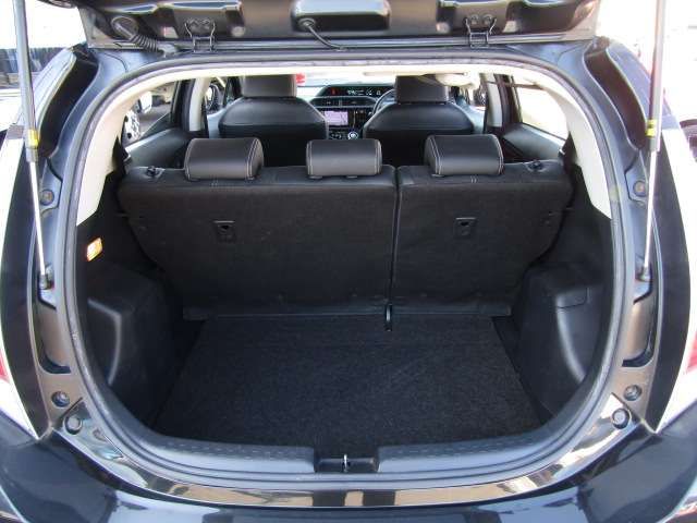 TOYOTA AQUA 2014 Image 31