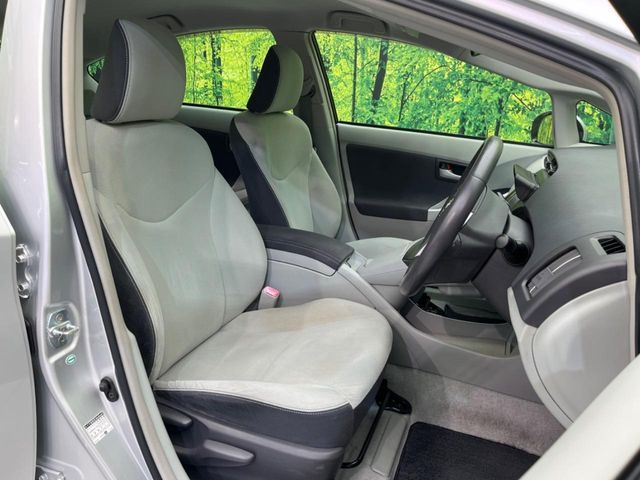 TOYOTA PRIUS 2011 Image 31