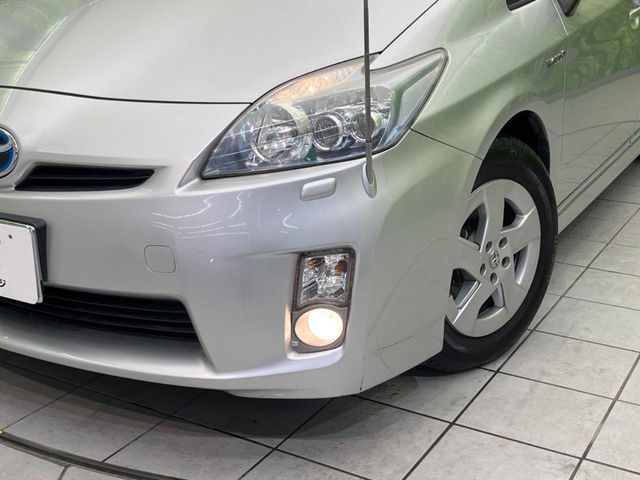 TOYOTA PRIUS 2011 Image 31