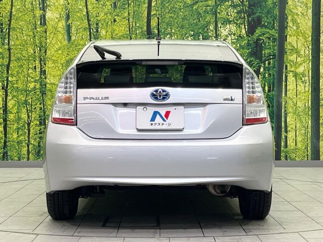 TOYOTA PRIUS 2011 Image 31