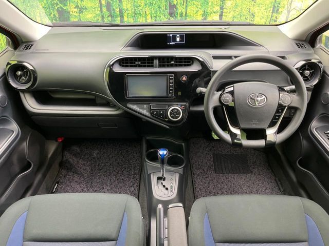 TOYOTA AQUA 2017 Image 31