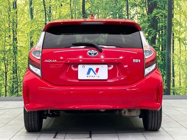 TOYOTA AQUA 2017 Image 31