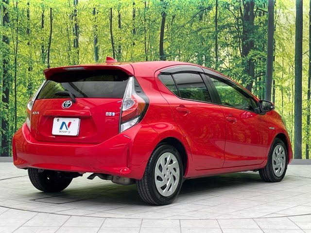 TOYOTA AQUA 2017 Image 31