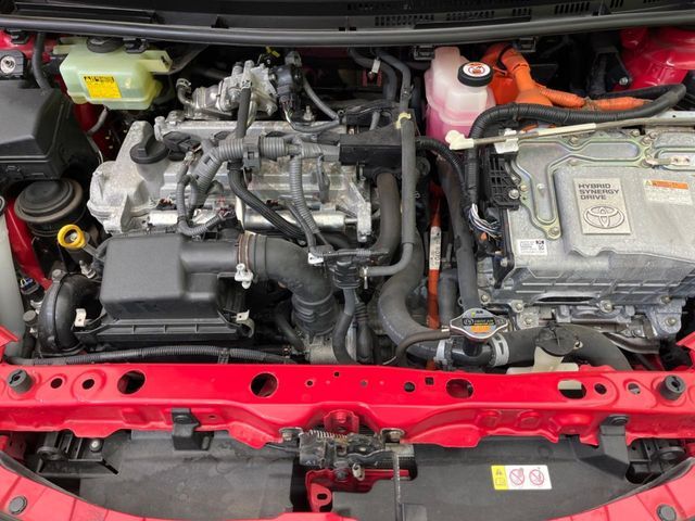 TOYOTA AQUA 2017 Image 31