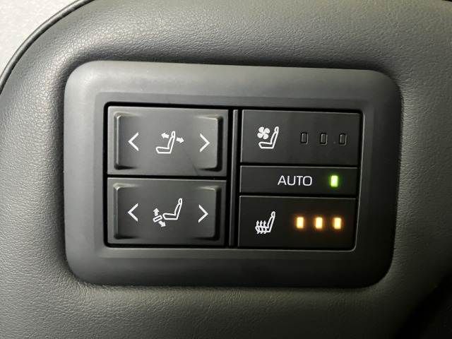 TOYOTA VELLFIRE  HYBRID 4WD 2023 Image 31