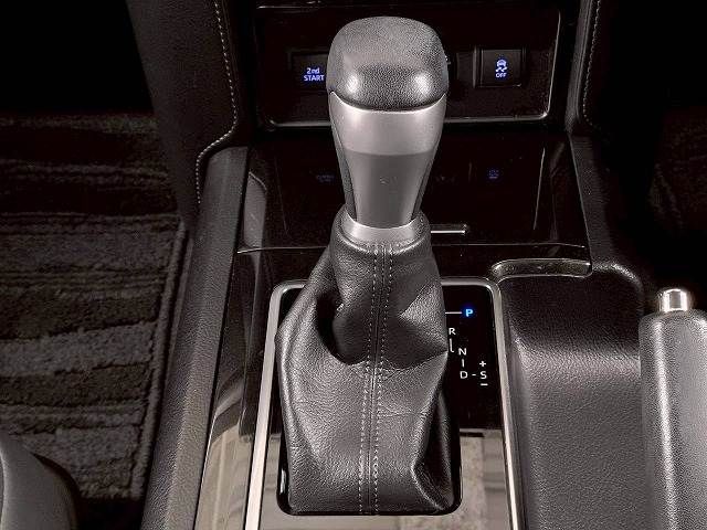 TOYOTA LANDCRUISER PRADO 2021 Image 31