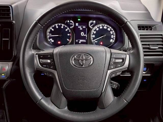 TOYOTA LANDCRUISER PRADO 2021 Image 31