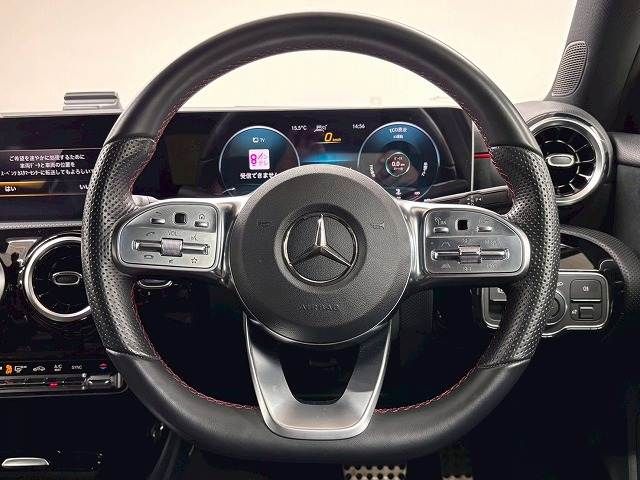 MERCEDES BENZ A CLAS 2019 Image 31