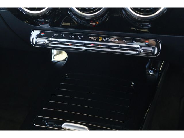 MERCEDES BENZ A CLAS 2021 Image 31