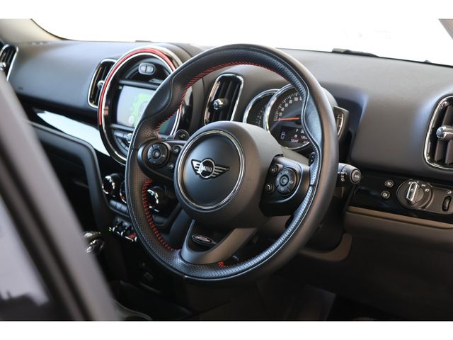 BMW MINI COOPER S CR 2019 Image 31