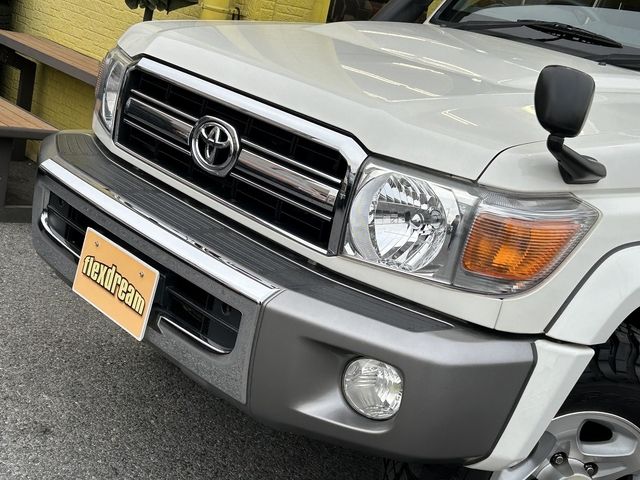 TOYOTA LANDCRUISER VAN 2015 Image 31