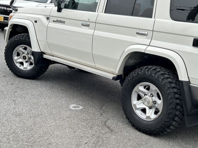 TOYOTA LANDCRUISER VAN 2015 Image 31