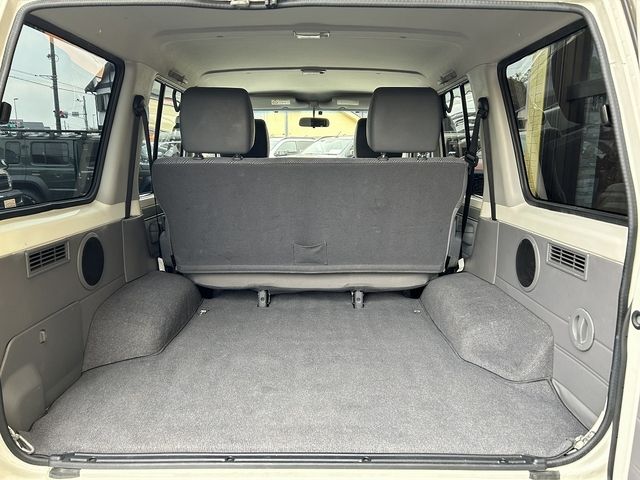 TOYOTA LANDCRUISER VAN 2015 Image 31
