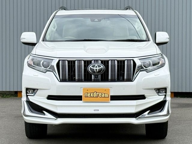TOYOTA LANDCRUISER PRADO 2023 Image 31