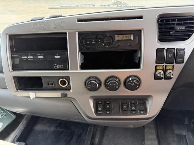 NISSAN DIESEL CONDOR 2014 Image 31