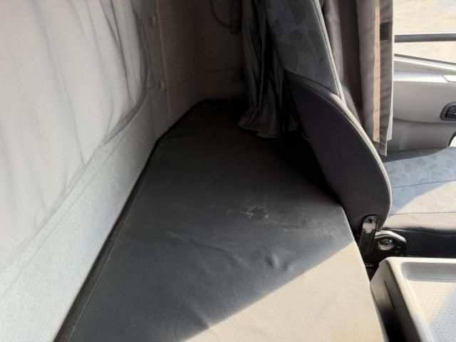 NISSAN DIESEL CONDOR 2014 Image 31