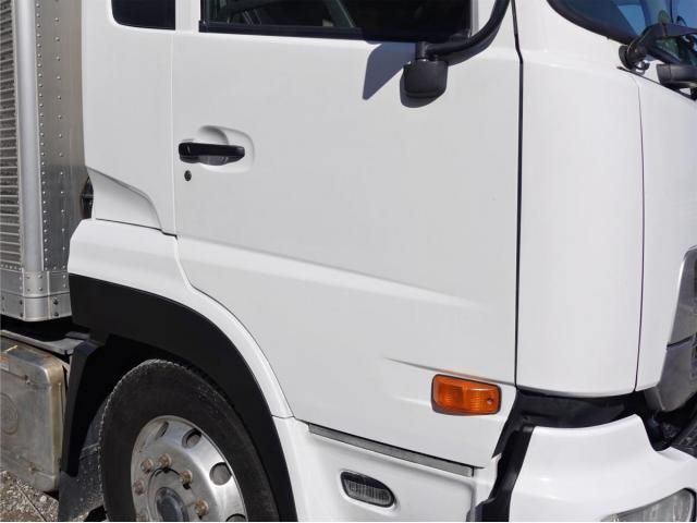 NISSAN DIESEL QUON 2015 Image 31