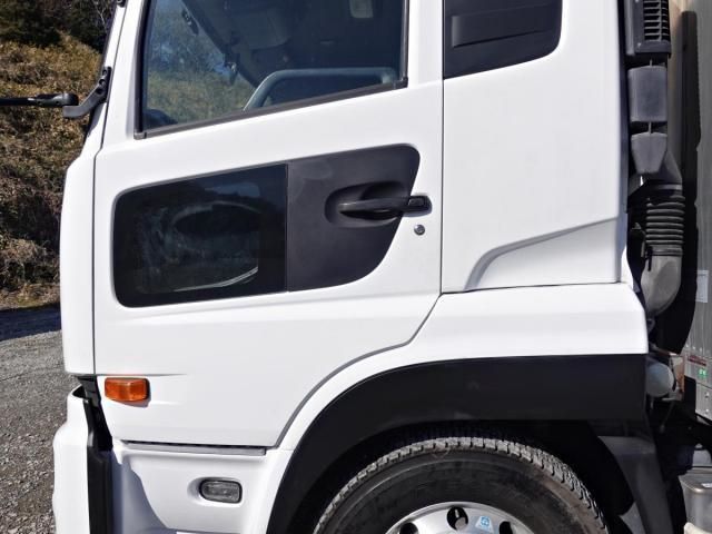 NISSAN DIESEL QUON 2015 Image 31
