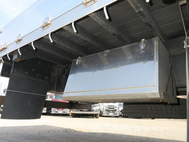 MITSUBISHI FUSOU SUPER GREAT 2018 Image 31