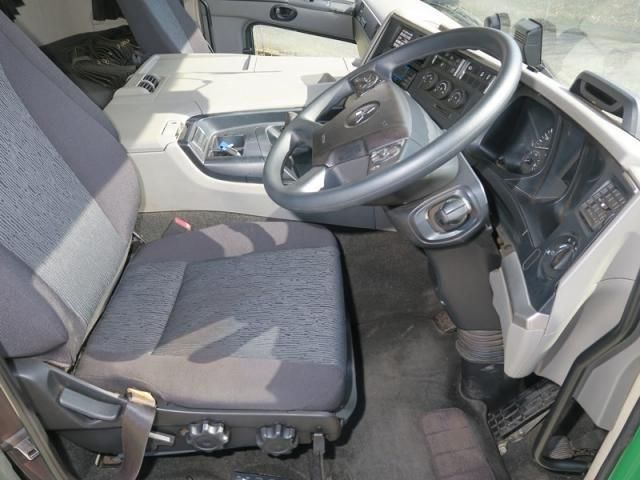 MITSUBISHI FUSOU SUPER GREAT 2018 Image 31