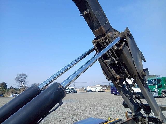 ISUZU FORWARD 2015 Image 31