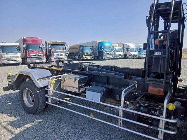 ISUZU FORWARD 2015 Image 31