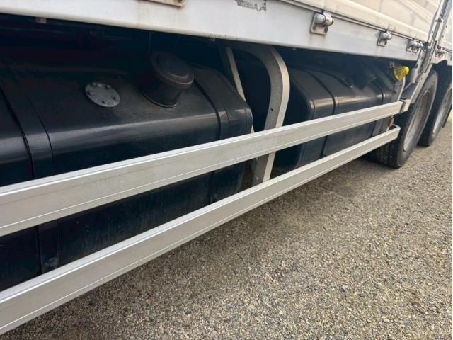 MITSUBISHI FUSOU SUPER GREAT 2015 Image 31