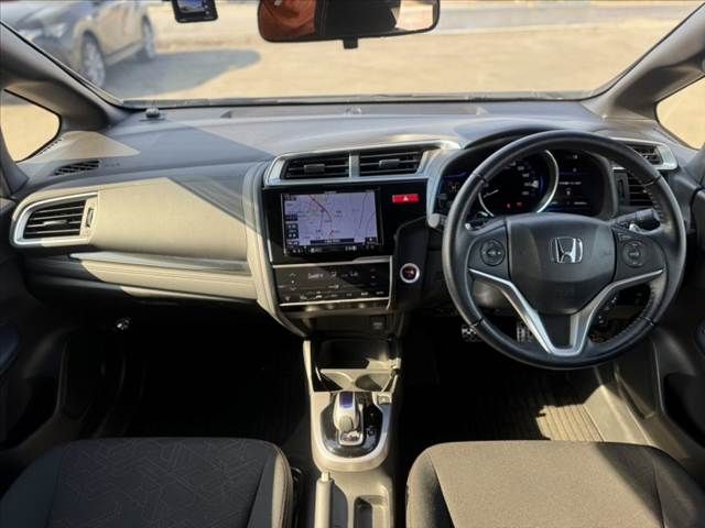 HONDA FIT HYBRID 2016 Image 31