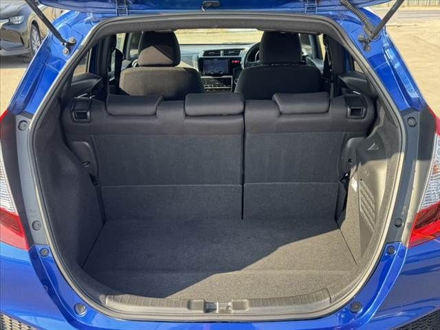 HONDA FIT HYBRID 2016 Image 31