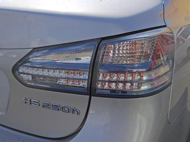 TOYOTA LEXUS HS250H 2012 Image 31