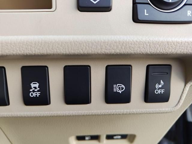 TOYOTA LEXUS HS250H 2012 Image 31